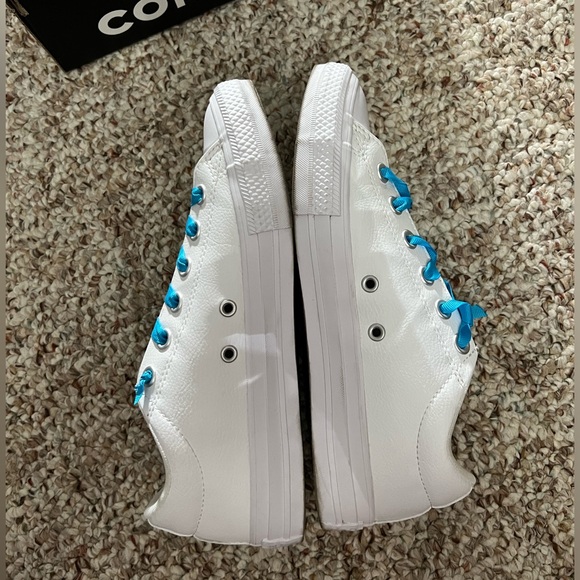 White leather converse sneakers - Picture 4 of 7